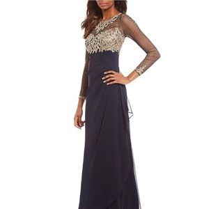 XSCAPE 6 nwot long gown with sheer sleeves nwot